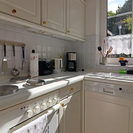 Doppelhaushaelfte Mit Garten Nur 500m Bis Zumstrand Nyaraló