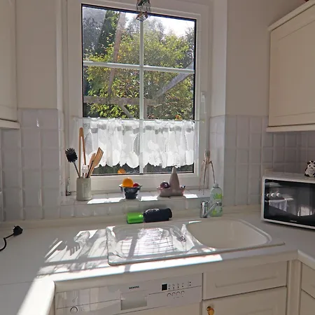 Doppelhaushaelfte Mit Garten Nur 500m Bis Zumstrand Nyaraló *