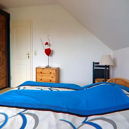 Doppelhaushaelfte Mit Garten Nur 500m Bis Zumstrand * Grömitz