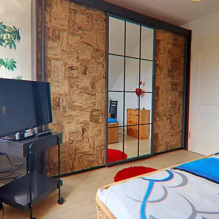 Doppelhaushaelfte Mit Garten Nur 500m Bis Zumstrand * Grömitz