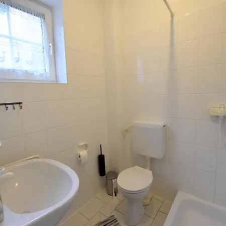 Doppelhaushaelfte Mit Garten Nur 500m Bis Zumstrand Nyaraló *